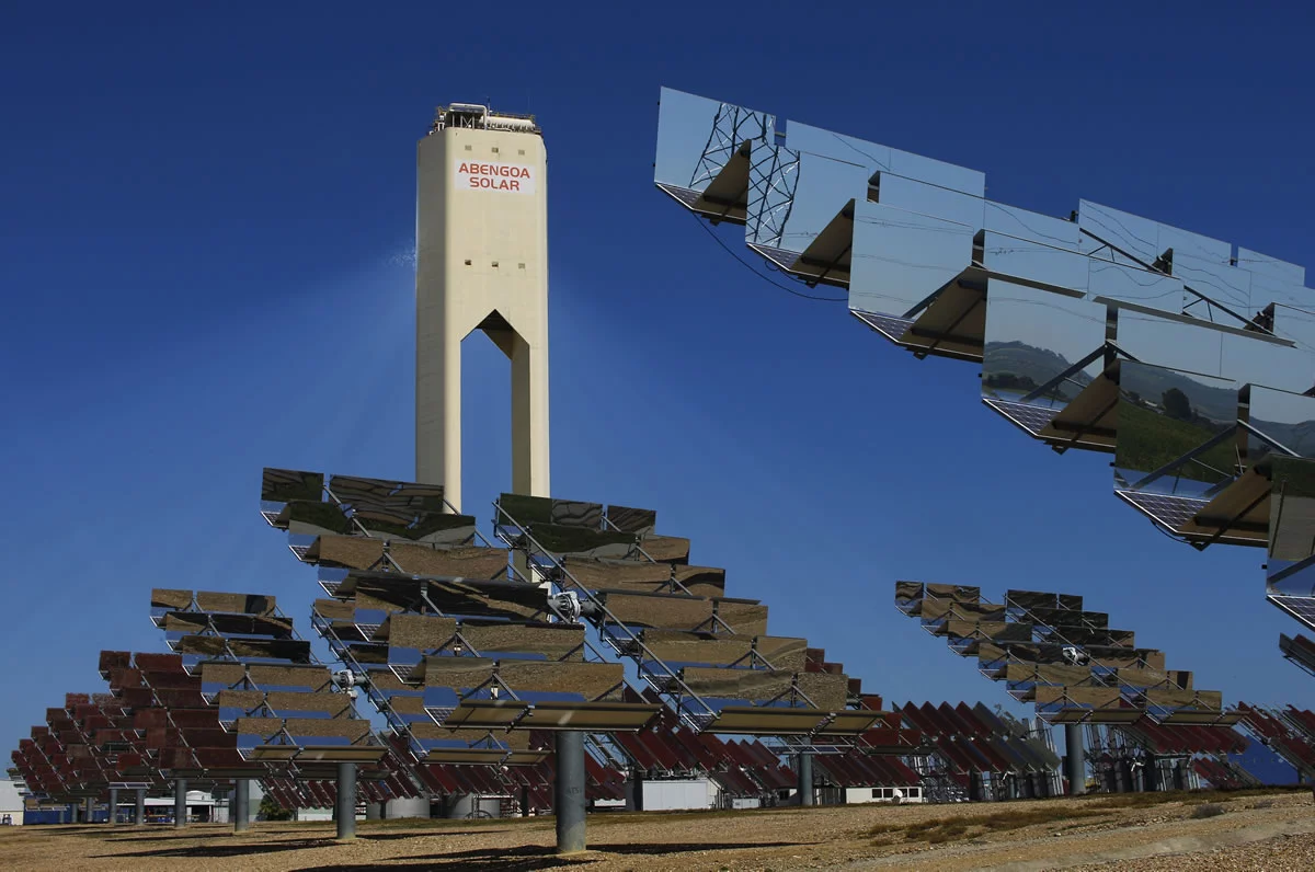 Abengoa tiene hasta el 28 de marzo para pactar una reestructuración de su abultada deuda con sus acreedores. (Foto: Reuters)