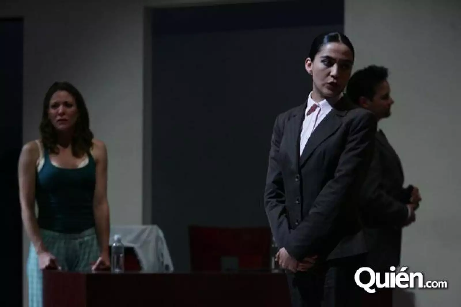 Obra de Teatro Claudia Me Quieren Volver Loca