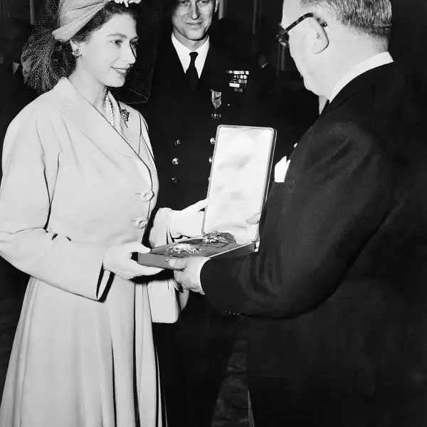 FRANCE-PARIS-BRITAIN-ROYALS-ELIZABETH