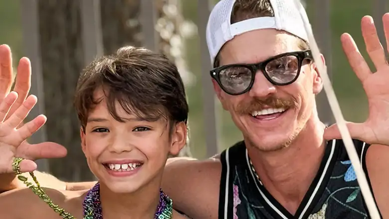 Ryan Dorsey y Josey Hollis  
