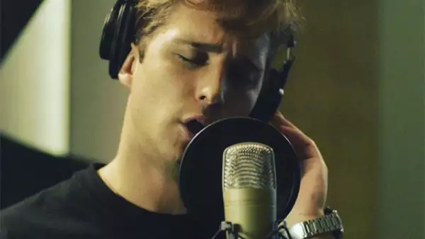 Diego Boneta