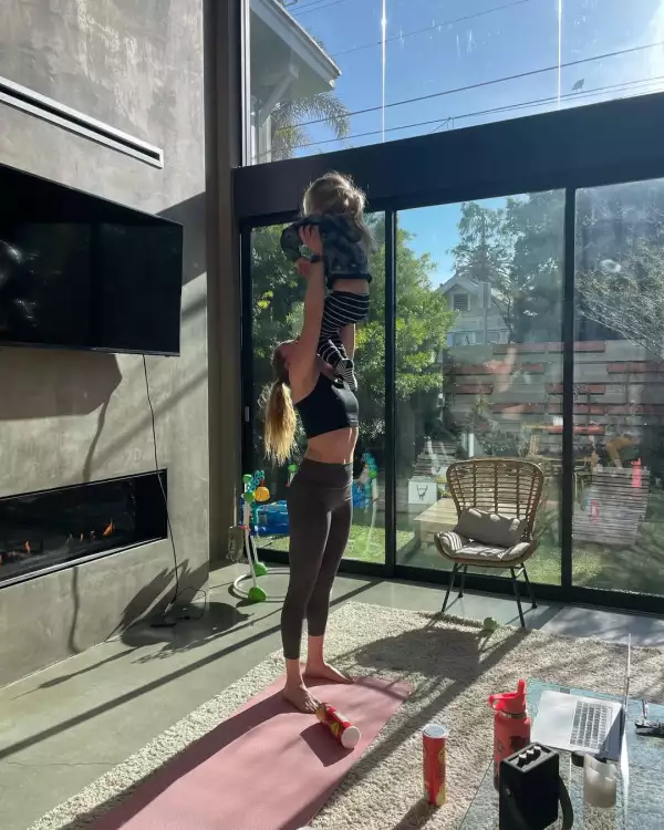 amber-heard-tiene-gemelos.jpg