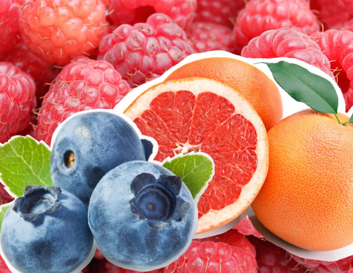 Aliméntate con comidas llenas de antioxidantes para proteger tu piel.