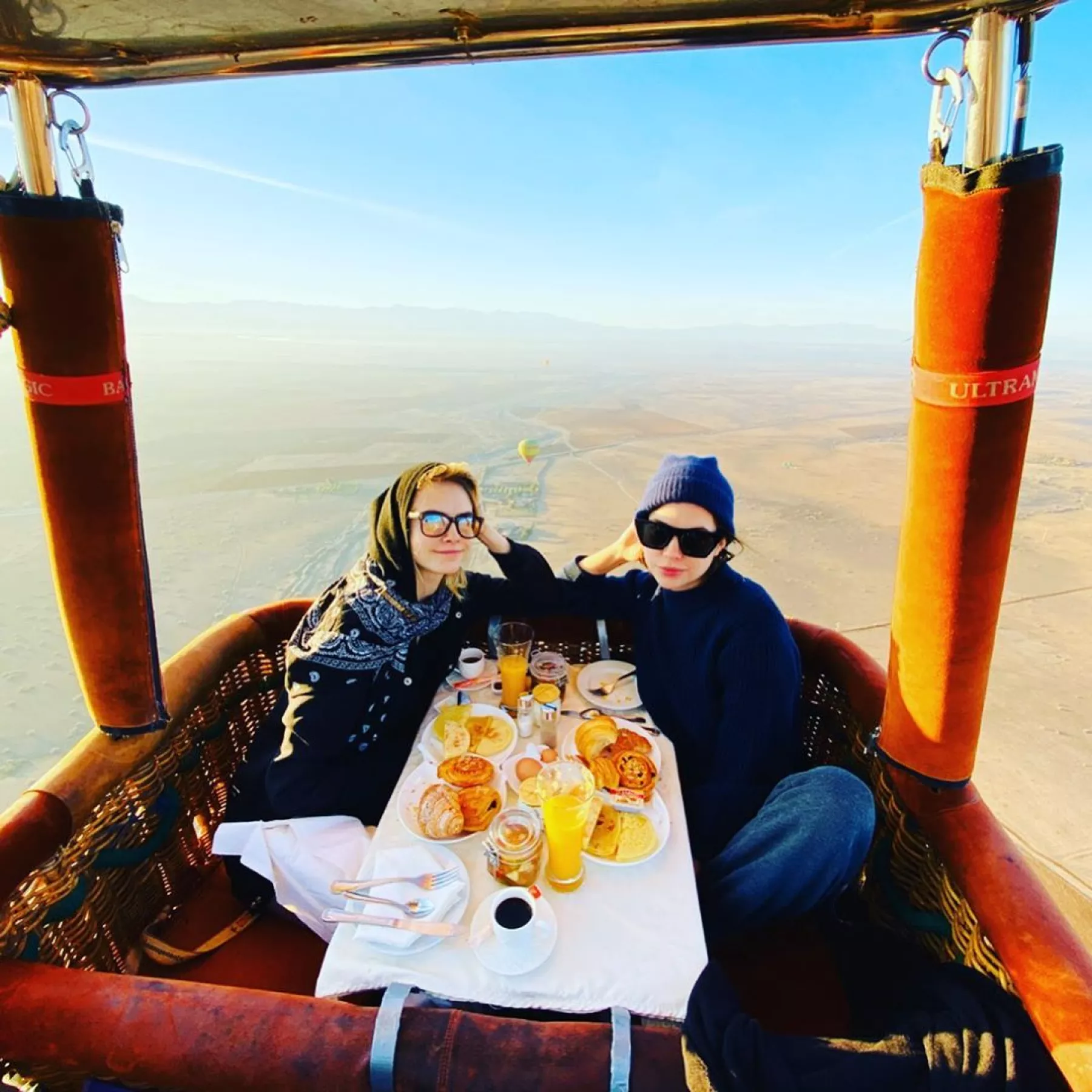 Cara Delevingne y Ashley Benson