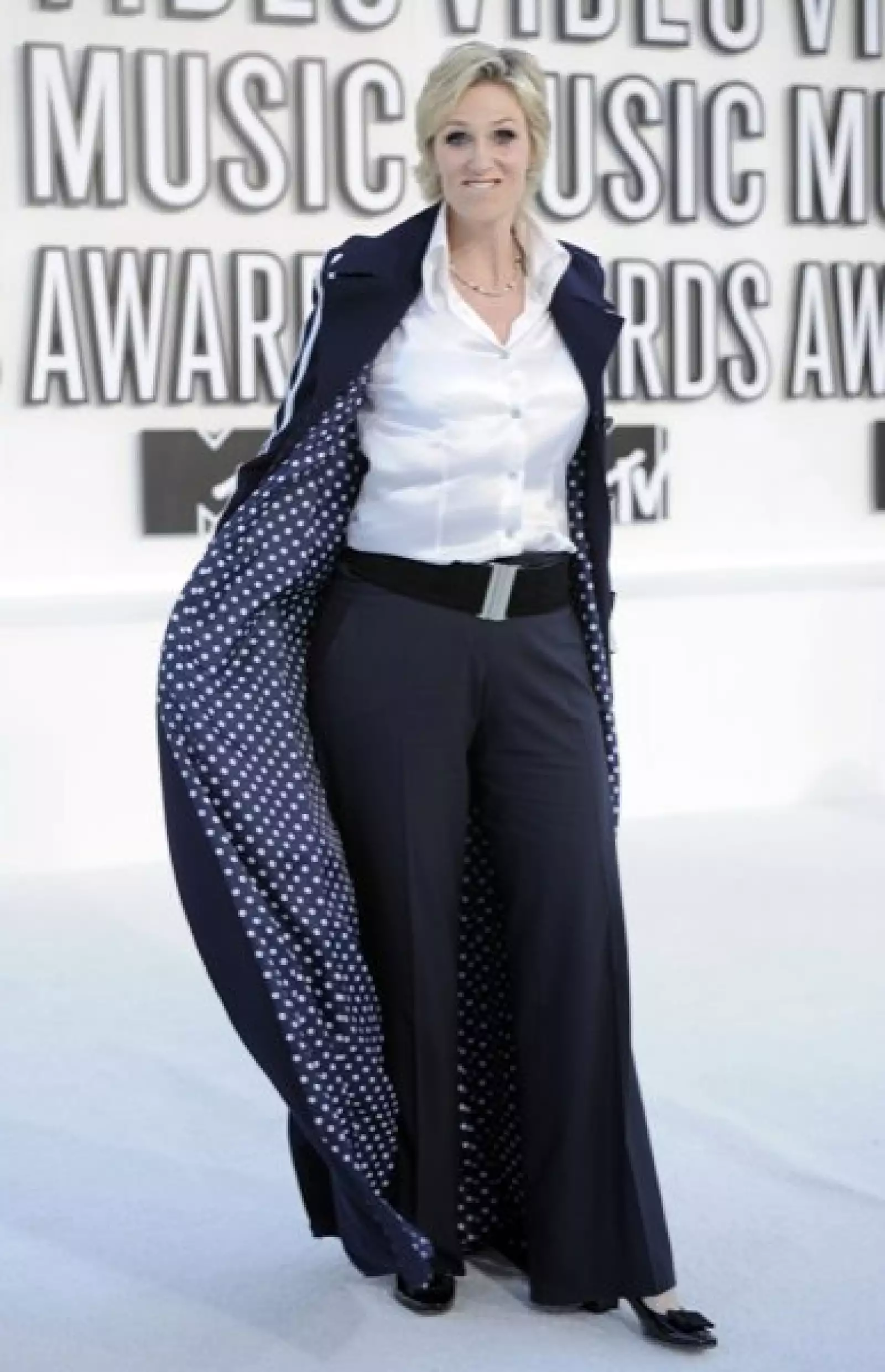 La impacable Sue, de Glee, Jane Lynch.