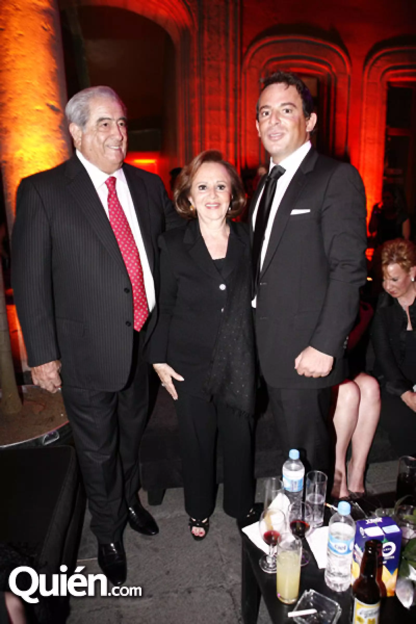 Eugenio López, Isabel de López y Eugenio López