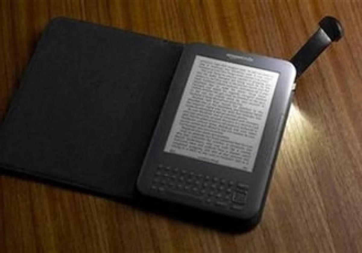 El presidente ejecutivo de Amazon considera que no existe competencia directa entre las ‘tablet’ y el Kindle. (Foto: Reuters)