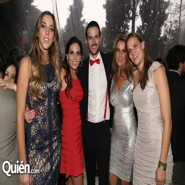 Andrea Pérez,Fernanda Pérez,Andrew McCarthy,Gabriela Pérez,Gabriela Pérez