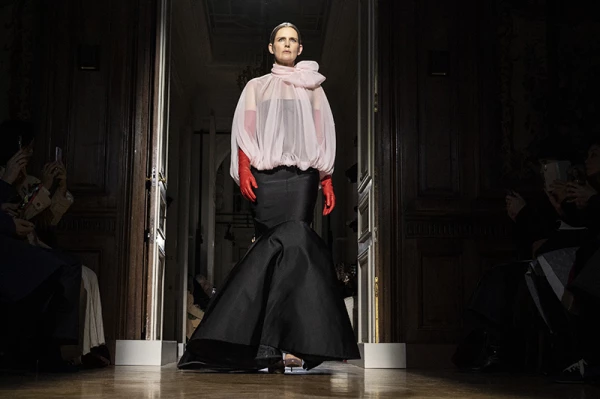 Foto: GettyImage; Valentino Haute Couture SS20