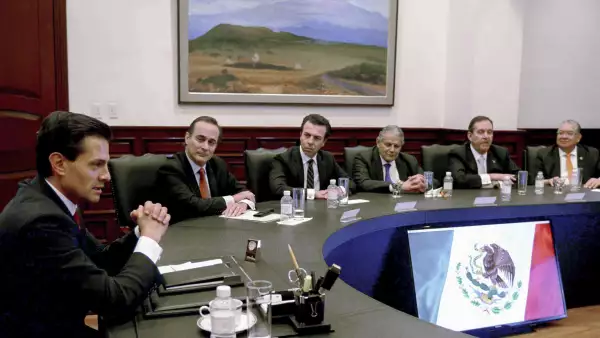 El presidente hará efectivo el poder de veto de la Ley 3de3 ante las quejas de la iniciativa privada.
