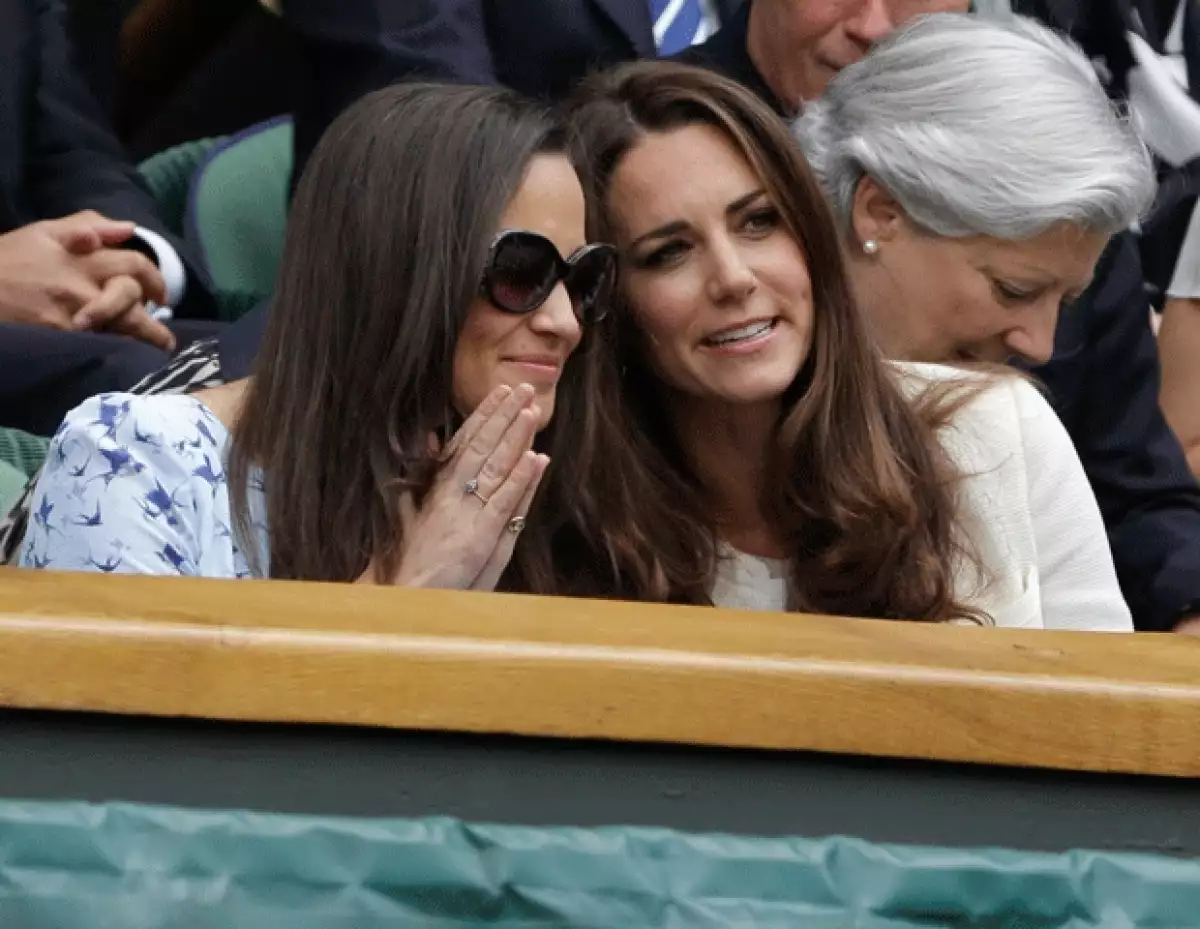 Pese a los compromisos que su título de princesa le otorga, la esposa del Príncipe Guillermo se dio tiempo para estar con su hermana y pasar un rato agradable.