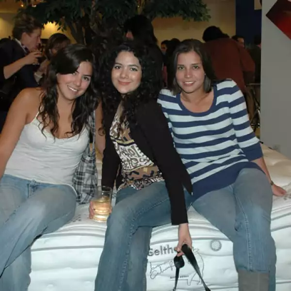 Presentación colchón Selther Lorena Ochoa