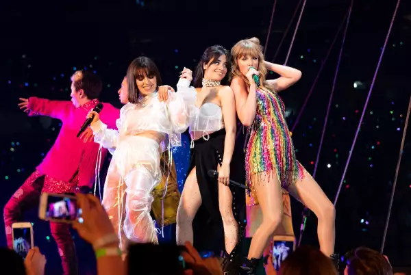 Taylor Swift 2018 Reputation Stadium Tour