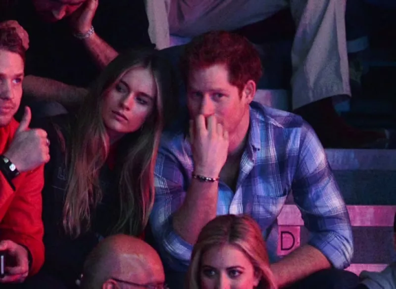 Enrique y Cressida estuvieron cariñosos todo el evento.