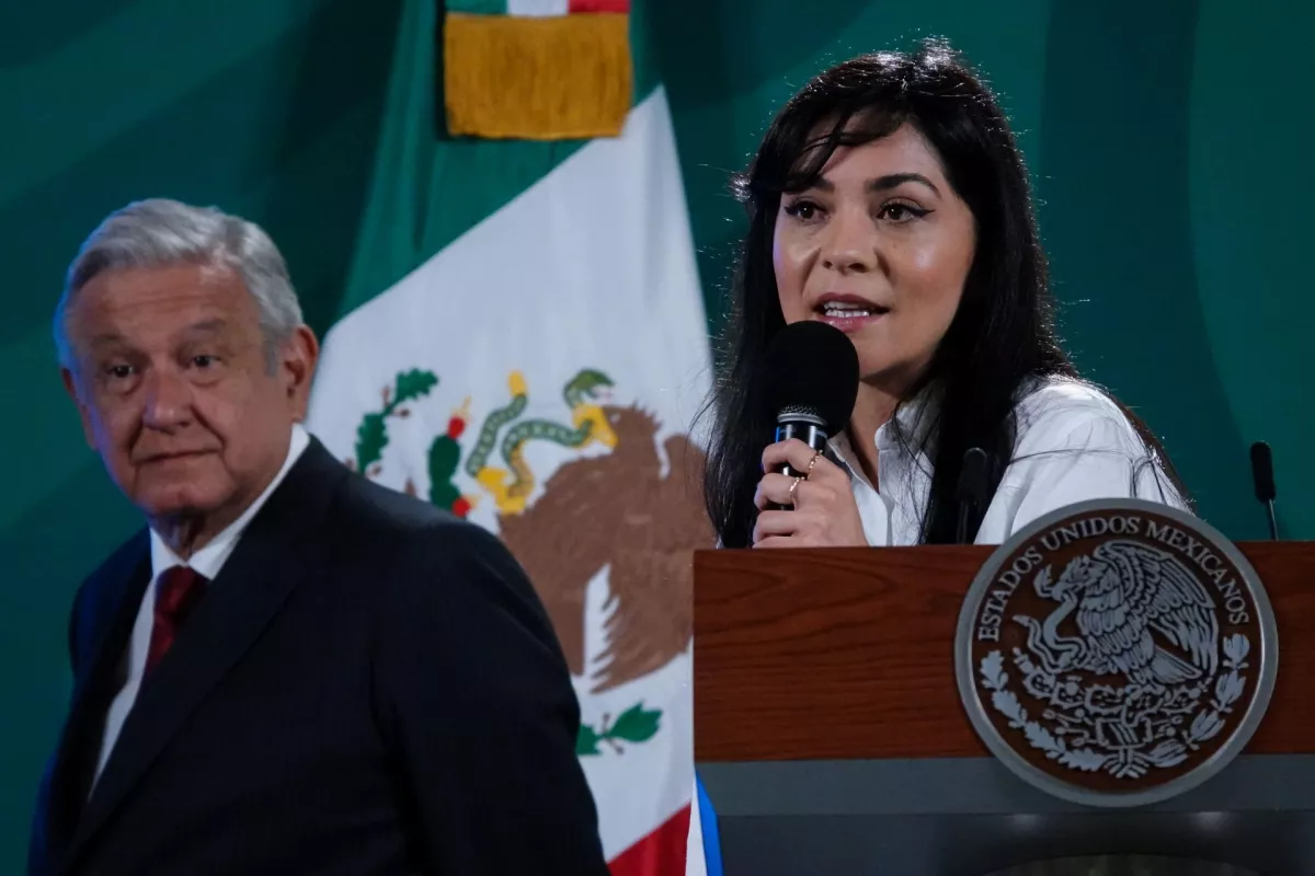 AMLO y Ana Elizabeth García Vilchis