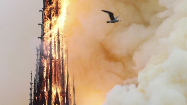 Incendio Notre Dame-10