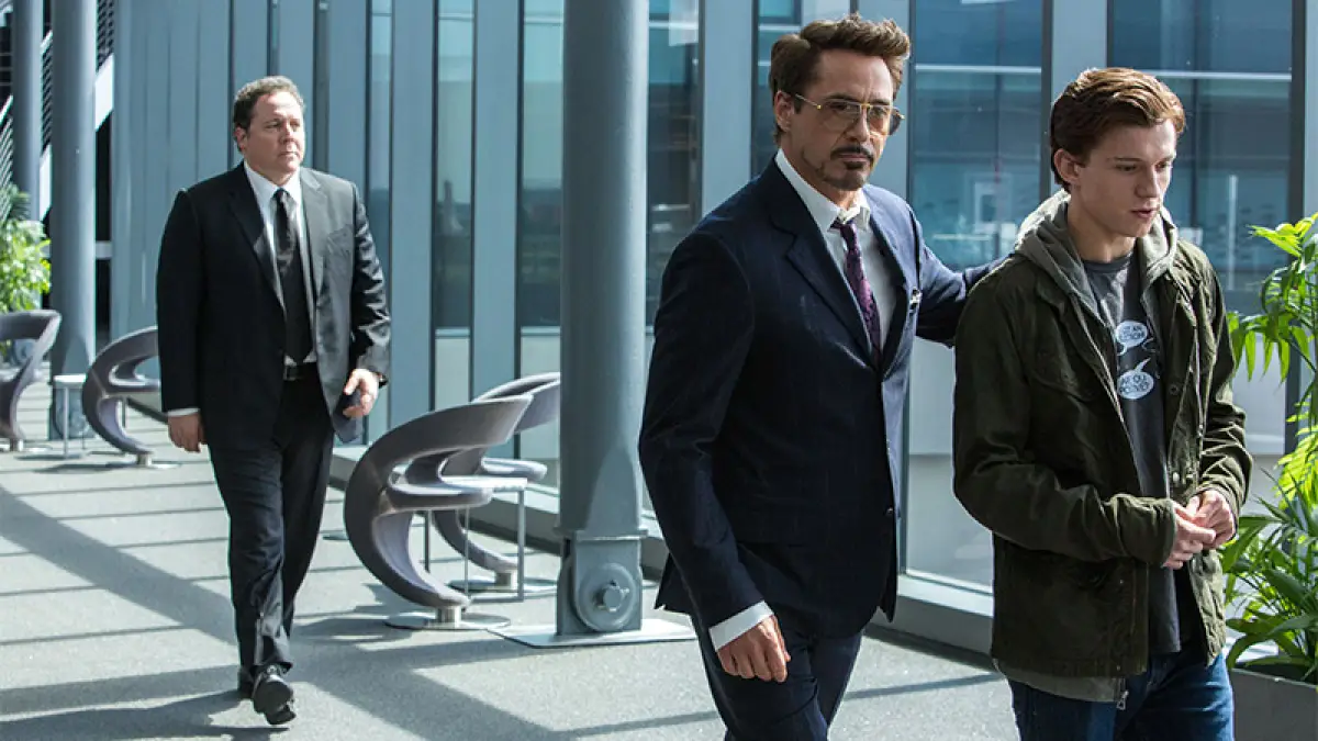 Tom Holland y Robert Downey Jr.