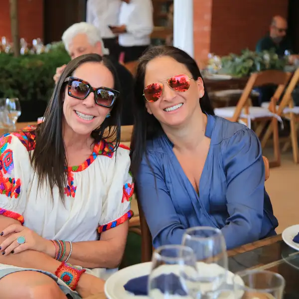 Sylvia Rivera Jáuregui y cCaudia Álvarez 