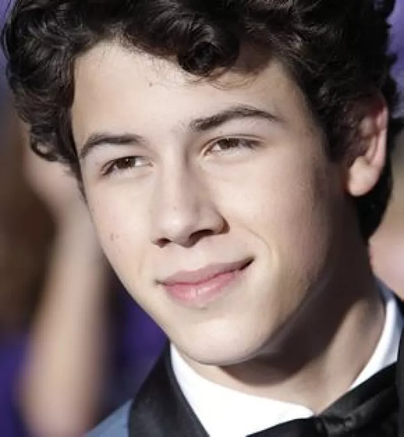 El integrante del grupo Jonas Brothers se unió como embajador de Bayer Diabetes Care, enfermedad que padece.