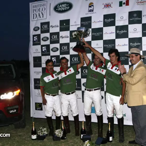 Juan José de Alba, Victor Septiem, Franco Aguilar, Valerio Aguilar y Joseph Chamasour