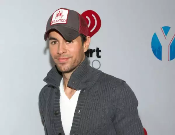 Enrique Iglesias grabó recientemente un dueto con la cantante australiana Kylie Minogue.