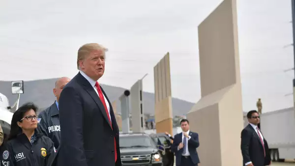Donald Trump en la frontera norte de EU