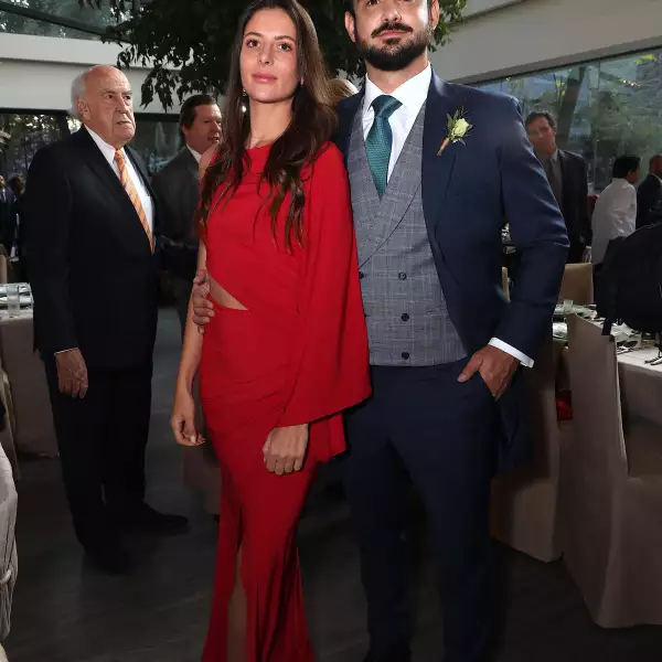 Penelope Divetain y Carlos Carranza 