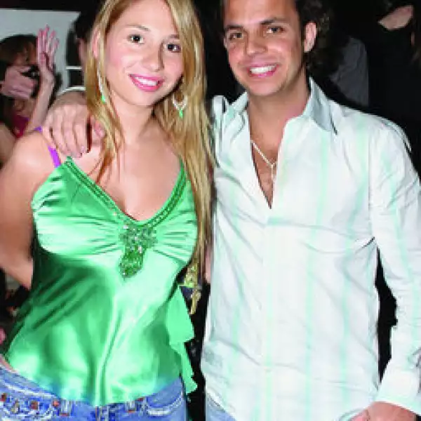 Brenda Junco, Beto de la Garza