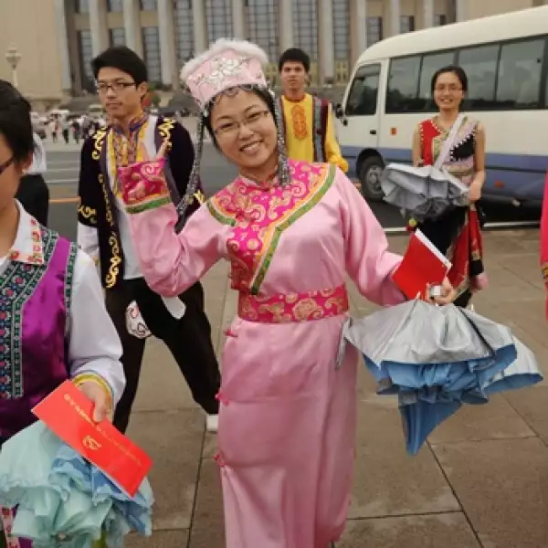 China - trajes típicos