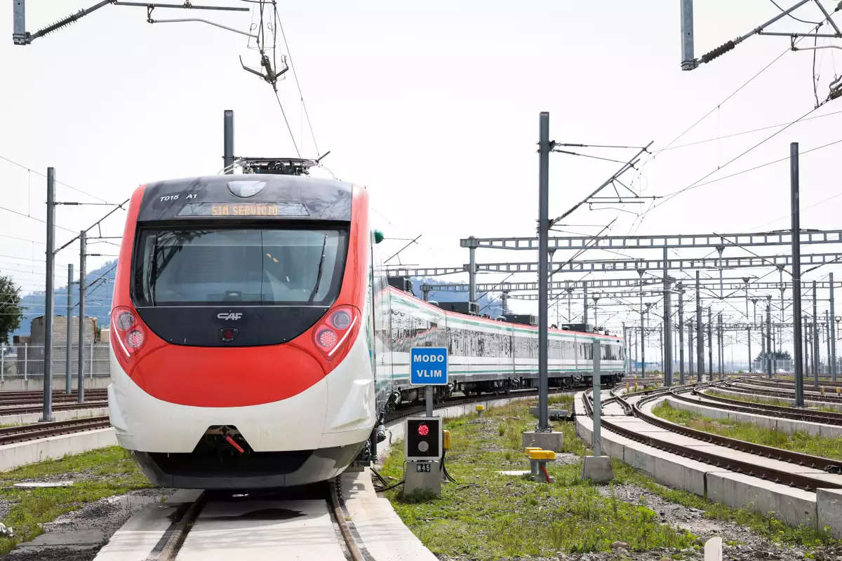 Tren Interurbano México - Toluca