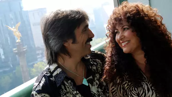 Amanda Miguel y Diego Verdaguer presentan DVD en el Hotel Sheraton de la Cd. de Mexico.