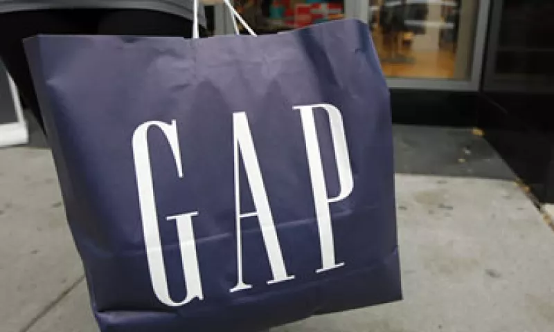 Gap aumentó su estimación de beneficios para todo el año en 17 centavos por acción. (Foto: AP)