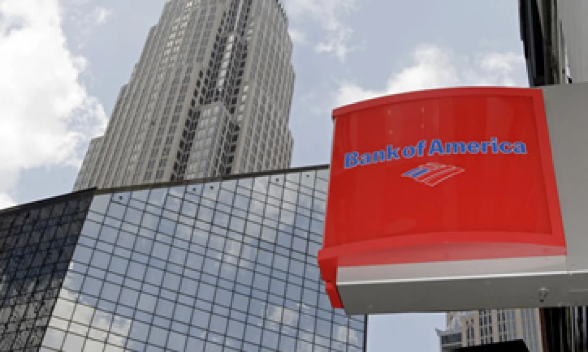 Bank of America se enfrenta además a una demanda de 10,000 millones de dólares de American International Group. (Foto: AP)