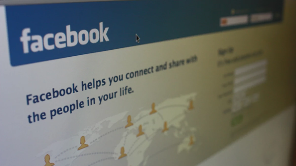 Según Facebook, si un usuario comete un delito grave como pornografía infantil es dado de baja de inmediato