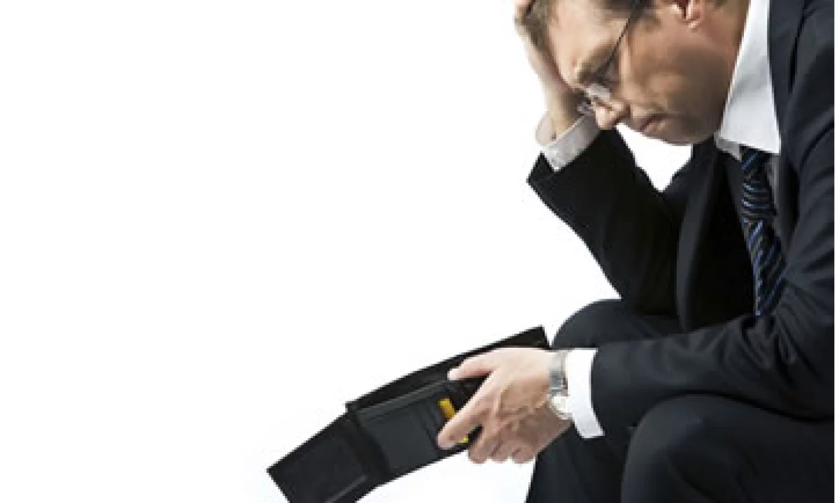 Contar con un ahorro de emergencia te permite mantener tu nivel de vida mientras encuentras un nuevo empleo. (Foto: Thinkstock)