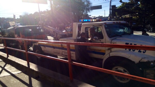 La Procuraduría de Justicia del Distrito Federal ya inició una investigación por homicidio y lesiones culposas.