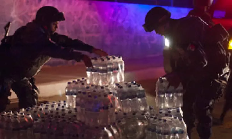 A pesar de la presencia policiaca y militar, los vecinos se siente inseguros. (Foto: Cuartoscuro)