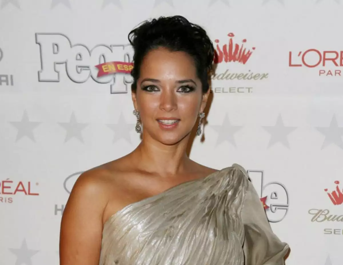La actriz agradeció el apoyo que ha recibido por parte del público en su faceta como conductora en el programa matutino de Telemundo `¡Levántate!´.