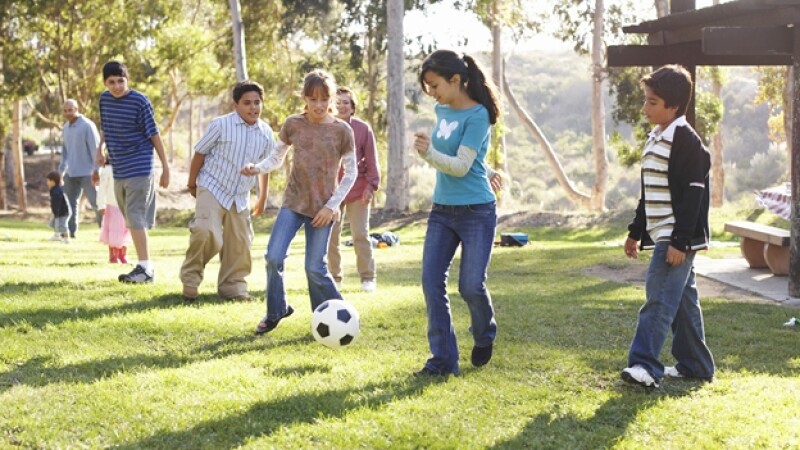 Juegos, niños, estimulo