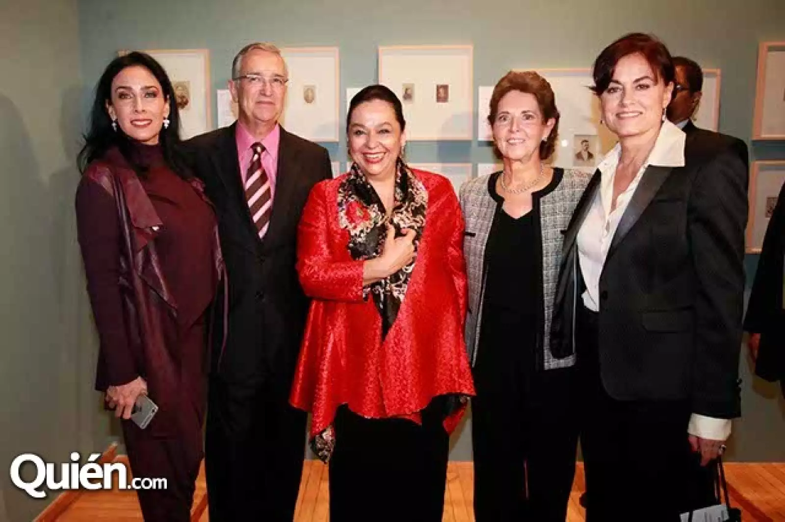María Laura y Ricardo Salinas,Carmen Gaytán,María Cristina Cepeda y Mercedes Garcia Ocejo