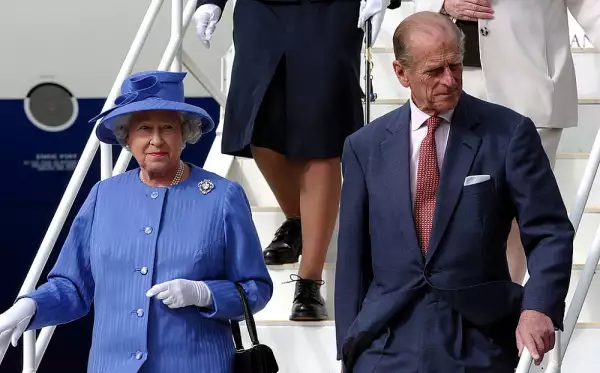 Reina Isabel II y el duque de Edimburgo