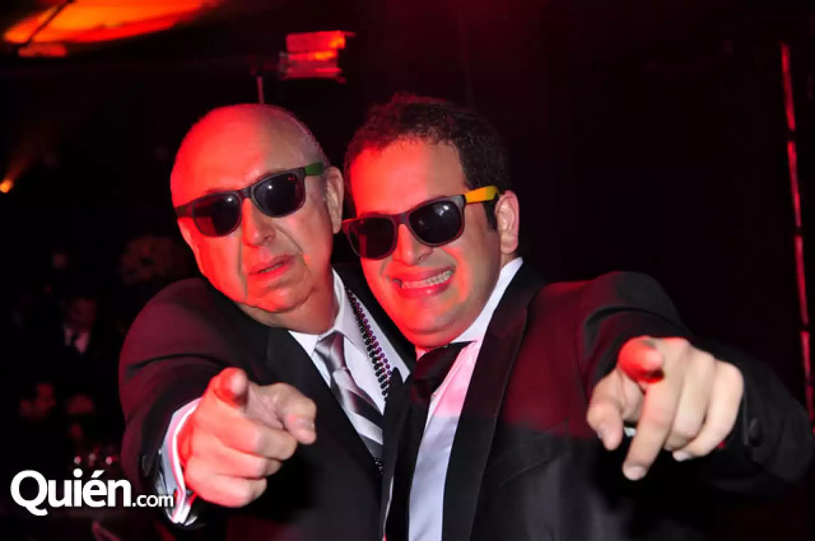 Jesús Nazar y Pato BicharaPaulina Cantu de Martínez y Andrea Tourrent