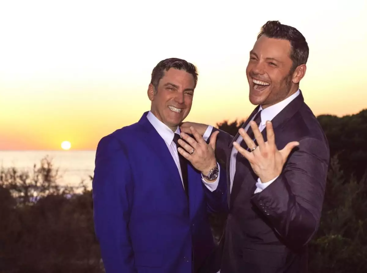 Tiziano Ferro y su pareja Víctor Allen