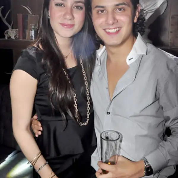 Roberta Jasso y Alejandro Bezares