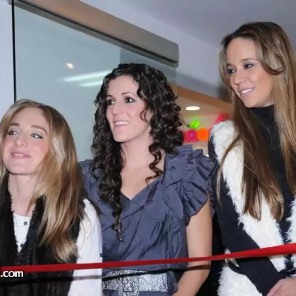 Isa Barrera,Ale Kunhardt