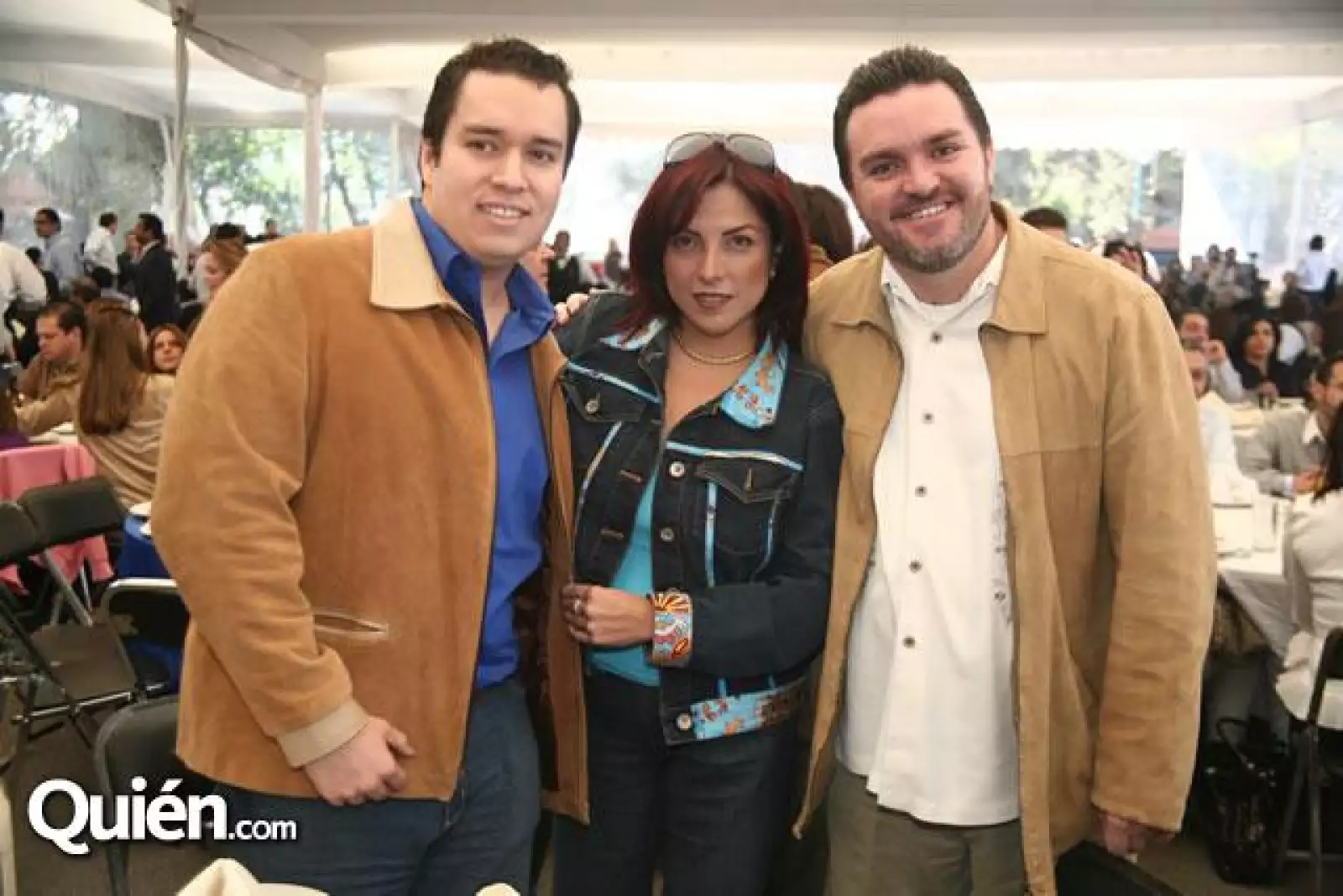 Federico Manzo,Silvia Pérez,Federico Döring