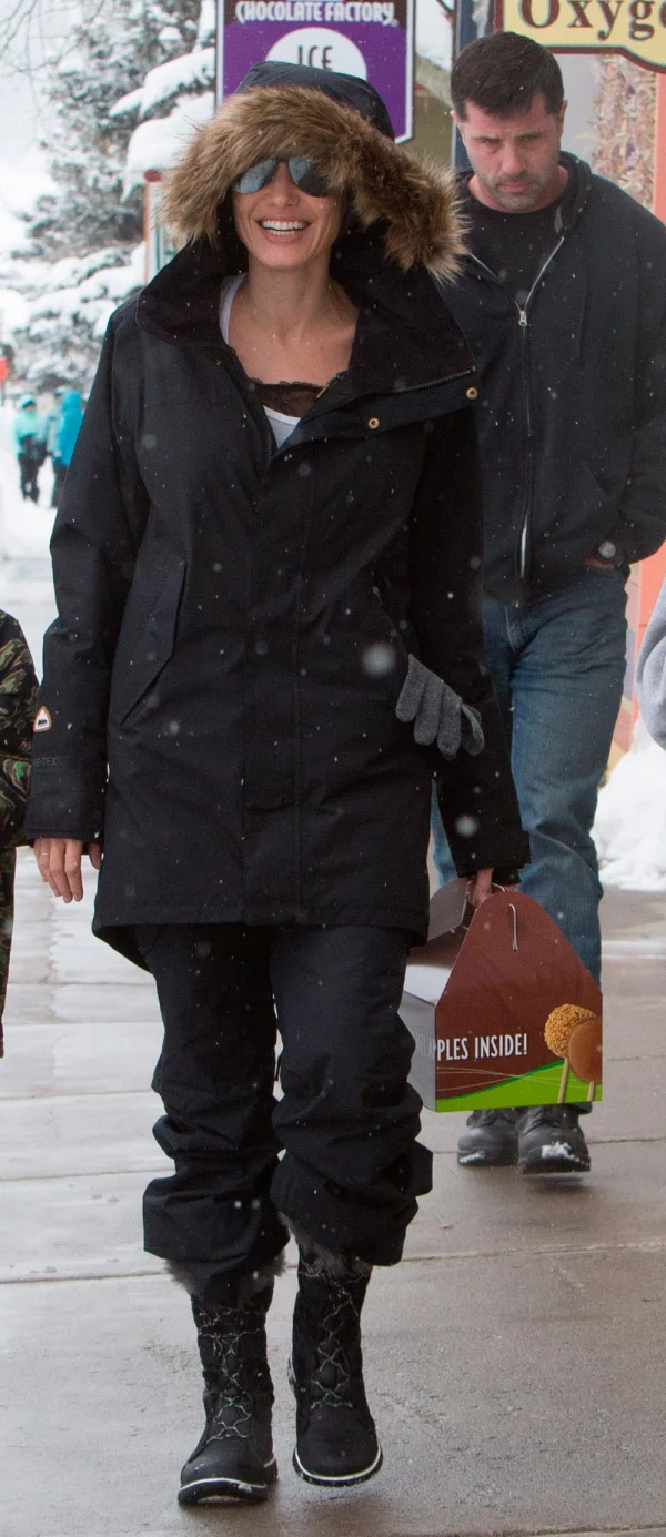 Angelina Jolie en la nieve
