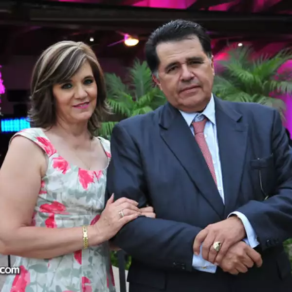 Carmen de Lomelí y Conrado Lomelí