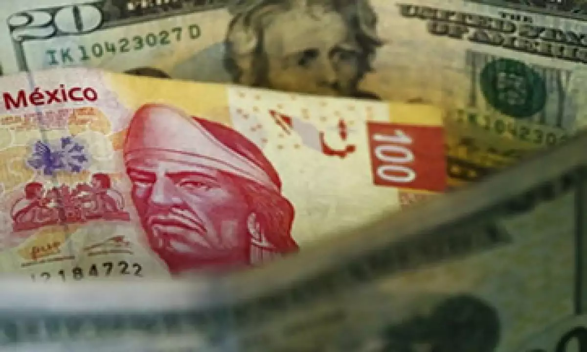 En lo que va del año, el peso acumula una caída de 7.2% frente al dólar. (Foto: Reuters )