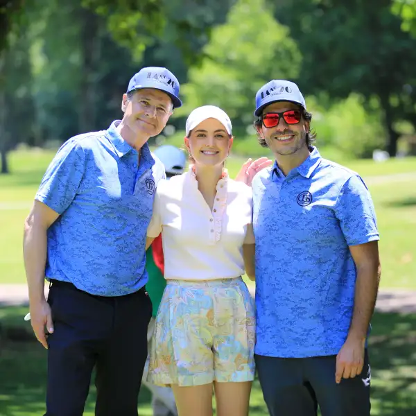 Franco y Valeria González con  Diego Sarmiento 